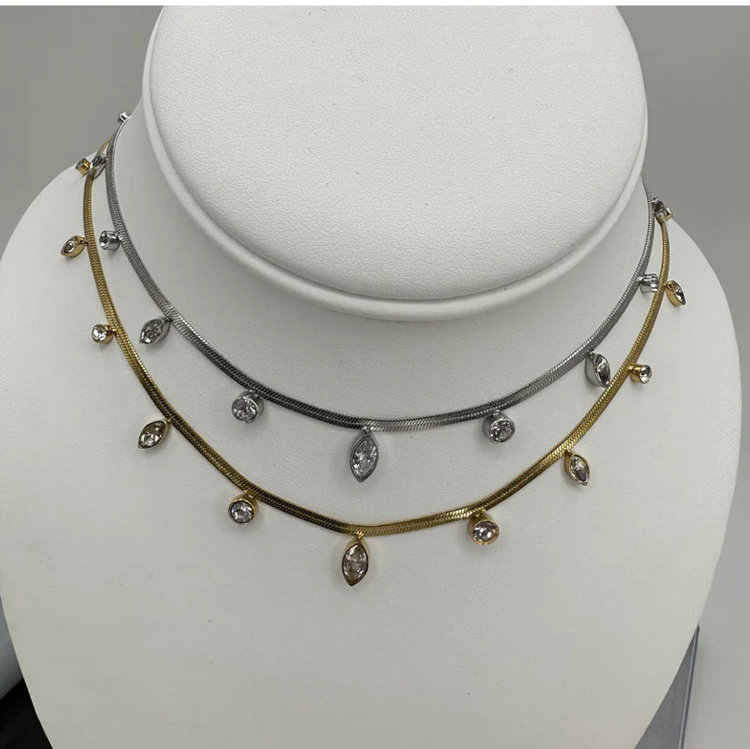 Necklace diamond silver