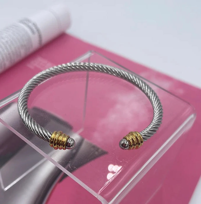 Cable cuff open
